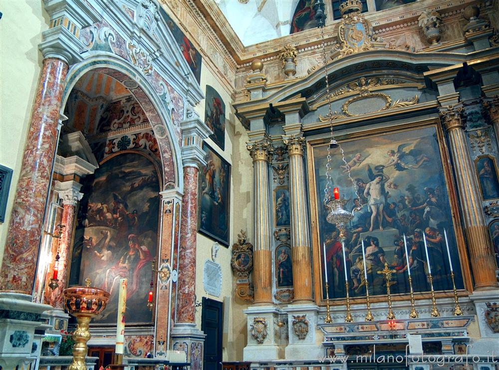Gallipoli (Lecce) - Decorazioni all'interno del Duomo
